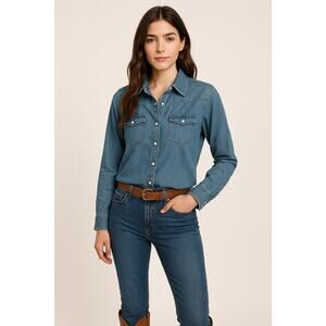 Gap Womens Pearl Snap Western Denim Shirt 100% Cotton XS Classic Cowgirl‎ Boho